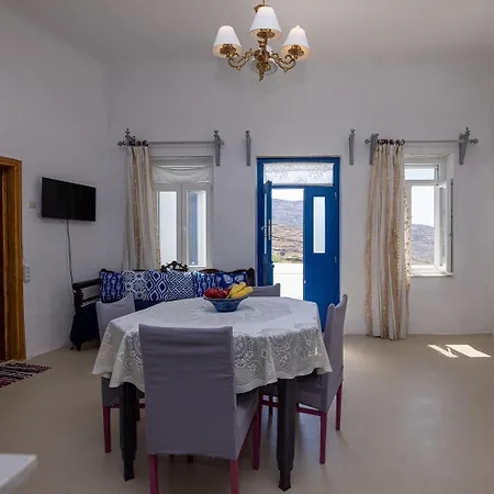 View - Tinos Ferienhaus Tripótamos